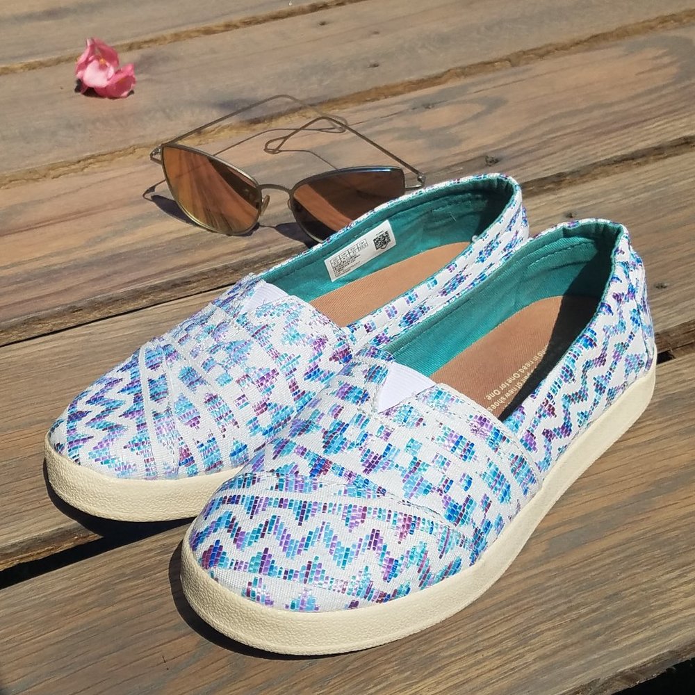 TOMS Avalon Slip-On Blue Purple Raffia Shoes 6.5